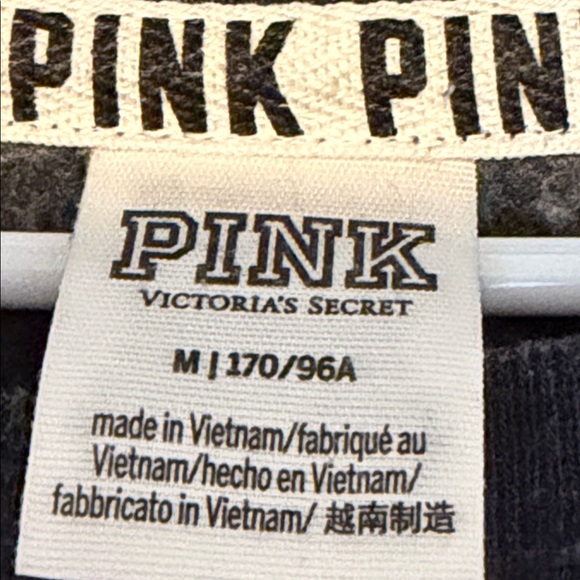 Victoria’s Secret Pink Rainbow Crest Sweatshirt Sz M - Picture 3 of 10